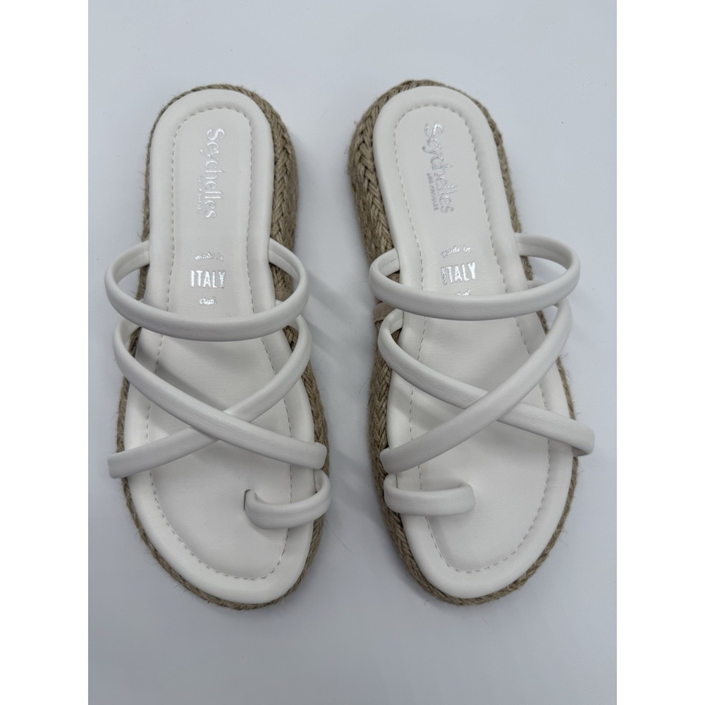 Seychelles Flat Sandals Rule The World White Size‎ 7-8 EUC Woven Platform